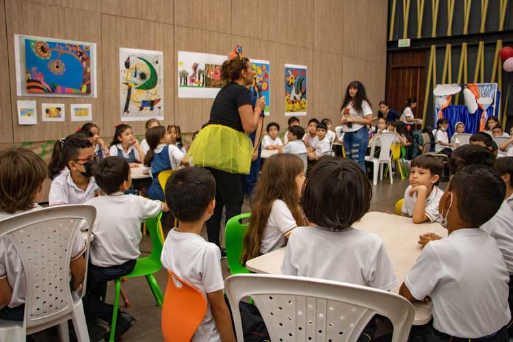 El salón infantil y juvenil de Ulibro: una fantasía para niños y adolescentes
