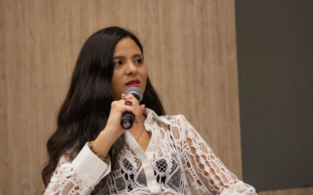 La escritora Vanessa Rosales, en ‘Mujer incómoda’